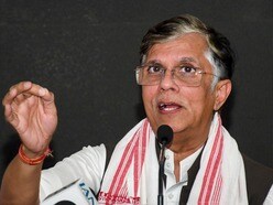 কংগ্রেস নেতার বাড়িতে অসম পুলিশ