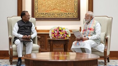 Chhattisgarh CM Vishnu Deo Sai meets PM Narendra Modi in New Delhi. Chhattisgarh CM Vishnu Deo Sai meets PM Narendra Modi in New Delhi.