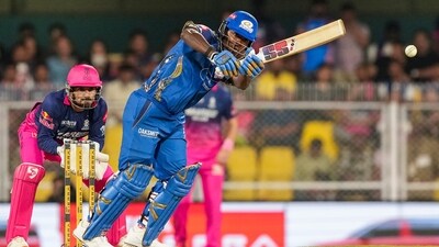 Sherfane Rutherford did provide some power surge to Mumbai Indians' innings with his 8-ball 25 but the required run rate pressure was too much on him. (PTI) Sherfane Rutherford did provide some power surge to Mumbai Indians' innings with his 8-ball 25 but the required run rate pressure was too much on him. (PTI)