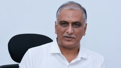 మాజీ మంత్రి హరీశ్ రావు అరెస్ట్ మాజీ మంత్రి హరీశ్ రావు అరెస్ట్
