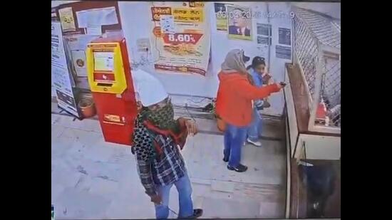 The suspect, Simranjit Singh, 49, is the son of a former Punjab Police deputy superintendent of police (DSP). (HT)