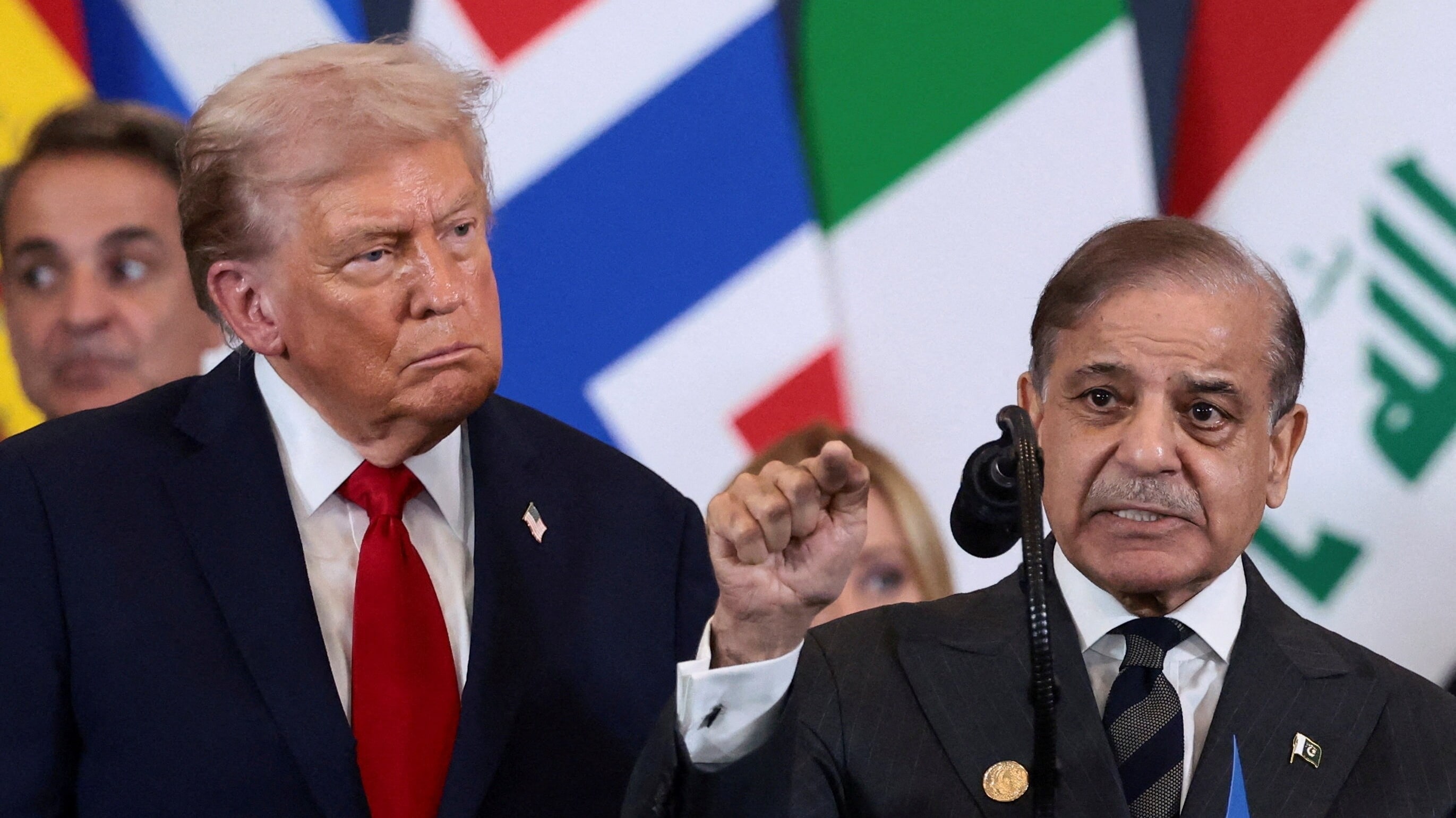 Saudi Arabia Calls for US-Iran Talks to Resume Under Pakistan's Mediation, Warns Against Attacks on Neighboring Countries