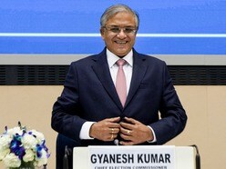 নির্বাচন কমিশনের তরফ থেকে সোশ্যাল মিডিয়ায় নজিরবিহীন ভাবে তৃণমূলের নাম নিয়ে পোস্ট করা হয়।