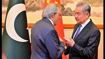 Chinese foreign minister Wang Yi reportedly made 26 calls to parties, and vetoed a UN resolution by the Gulf States to allow armed escorts for shipping. President Trump also acknowledged Beijing’s vital role. China is now in the driver’s seat. (AFP) Chinese foreign minister Wang Yi reportedly made 26 calls to parties, and vetoed a UN resolution by the Gulf States to allow armed escorts for shipping. President Trump also acknowledged Beijing’s vital role. China is now in the driver’s seat. (AFP)