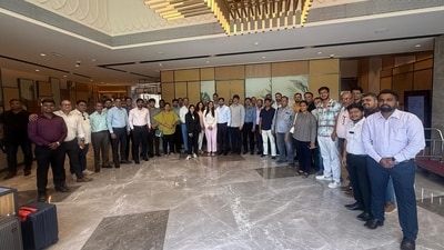 Houssed Hosts Mumbai Associate Meet to Build India’s Largest Broker Network Houssed Hosts Mumbai Associate Meet to Build India’s Largest Broker Network