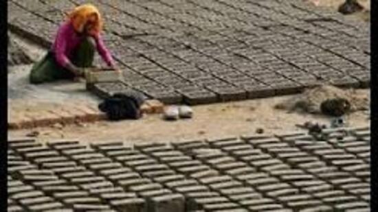 The wages of semi-skilled workers have been increased from ₹12,430.18 to ₹16,780.74, an increase of ₹4,350.56. (HT Photo for representation)