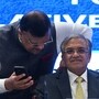 ঘাসফুল শিবিরের তরফ থেকে মনোজ আগরওয়ালের বিরুদ্ধে অভিযোগ করা হয়েছে, তিনি নন্দীগ্রামে গিয়ে হিন্দু অধ্যুষিত এলাকায় ঘুরেছেন এবং বিজেপির কালীচরণপুর এরিয়া কমিটির কনভেনার তপন কুমার মহাপাত্র তাঁর সঙ্গে ছিলেন।