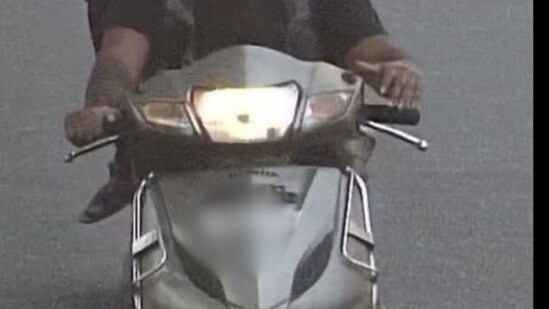 చోరీకి గురైన బైక్ (X/@rahman0528)