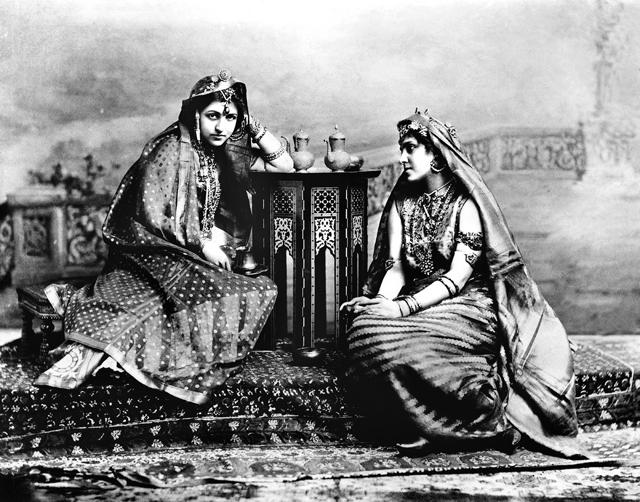 Princess Catherine and Princess Bamba in the studio of Lafayette, London, in 1900. (V & A museum) Princess Catherine and Princess Bamba in the studio of Lafayette, London, in 1900. (V & A museum)