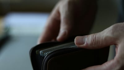 The man’s post about treating friends with his second paycheck has prompted various responses on Reddit. (Representative image). (Unsplash) The man’s post about treating friends with his second paycheck has prompted various responses on Reddit. (Representative image). (Unsplash)