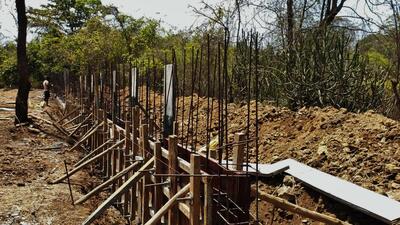 Thane, India - April -09, 2026:The Thane Forest Division has started fencing its 104 sqkm area to protect it from illegal encroachments and loss to bio diversity by unauthorized human interferences. These encroachers were behind 99 percent of the wild fires in the Yeoor section of Sanjay Gandhi National Park (SNGP). The forest department has given notices to over 5000 illegal encroachers in its land and soon they will be removed from forest land with the help of police support. Ê,in Thane,in Mumbai, India, on, Thursday, April -09, 2026. ( photo by Praful Gangurde / Hindustan Times ) Thane, India - April -09, 2026:The Thane Forest Division has started fencing its 104 sqkm area to protect it from illegal encroachments and loss to bio diversity by unauthorized human interferences. These encroachers were behind 99 percent of the wild fires in the Yeoor section of Sanjay Gandhi National Park (SNGP). The forest department has given notices to over 5000 illegal encroachers in its land and soon they will be removed from forest land with the help of police support. Ê,in Thane,in Mumbai, India, on, Thursday, April -09, 2026. ( photo by Praful Gangurde / Hindustan Times )