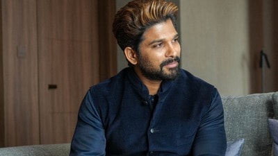 Allu Arjun HPV Vaccine: తన అభిమానులను చూసి గర్వపడుతున్న అల్లు అర్జున్.. అందరికీ థ్యాంక్స్ అంటూ ట్వీట్ Allu Arjun HPV Vaccine: తన అభిమానులను చూసి గర్వపడుతున్న అల్లు అర్జున్.. అందరికీ థ్యాంక్స్ అంటూ ట్వీట్