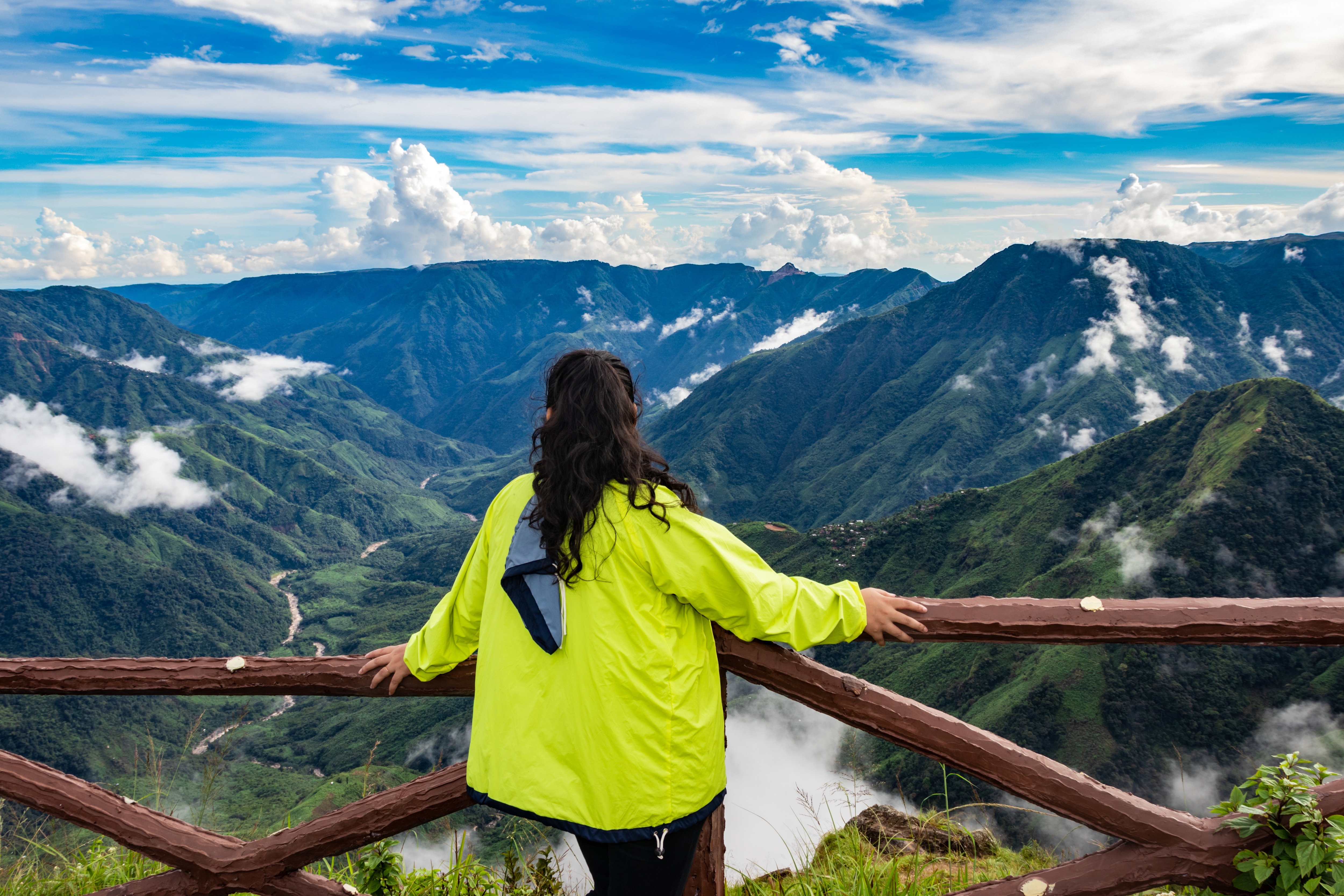 The view from Latilum peak in Shillong, Meghalaya (Shutterstock) The view from Latilum peak in Shillong, Meghalaya (Shutterstock)