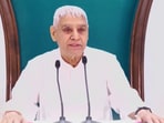 Rampal in his first discourse after return from jail. He referred to his incarceration as a "long struggle" from which he'd emerged triumphant. Rampal in his first discourse after return from jail. He referred to his incarceration as a "long struggle" from which he'd emerged triumphant.