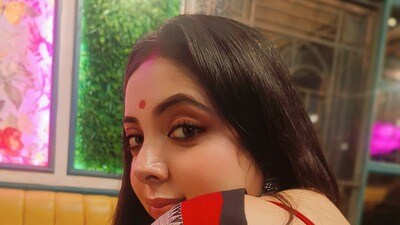 ‘মহিলা পুলিশ কোথায়?’ অন্তর্বাস-স্যানিটারি প্যাড ব্যাগ থেকে বার করে নাকা চেকিং পুলিশের! ক্ষোভ উগরালেন শ্রীময়ী ‘মহিলা পুলিশ কোথায়?’ অন্তর্বাস-স্যানিটারি প্যাড ব্যাগ থেকে বার করে নাকা চেকিং পুলিশের! ক্ষোভ উগরালেন শ্রীময়ী