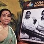 আশা ভোঁসলেকে হাসপাতালে ভরতি করা হল। (ফাইল ছবি)