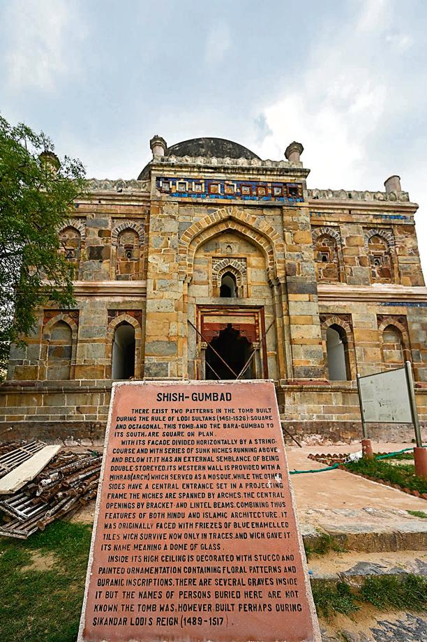 The Shish Gumbad, with its distinctive square base and octagonal form, stands close to the Bada Gumbad to its south. It was built during the reign of the Lodi sultans (Photo: Sanjeev Verma/HT)