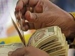 The commission directed HDFC Life Insurance Company Limited to pay  <span class='webrupee'>₹</span>1.17 crore along with interest to the applicant. (HT Photo)