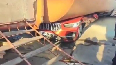 ఘోర రోడ్డు ప్రమాదం ఘోర రోడ్డు ప్రమాదం