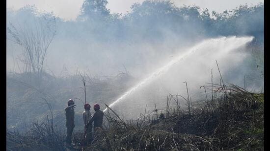 Police said the fire was brought under control and a “stop” message was issued at 4:35 pm after nearly three hours (Sanjeev Verma/HT)