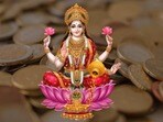 <p>హిందూమతంలో అక్షయ తృతీయకు ప్రత్యేక ప్రాముఖ్యత ఉంది. ఈ రోజున ఏ శుభకార్యం చేయడానికైనా పంచాంగం లేదా శుభ సమయం చూడాల్సిన అవసరం లేదు. అక్షయ తృతీయ రోజున రోజంతా ఏ సమయంలోనైనా శుభకార్యాలు చేయవచ్చు. ఈ రోజున చేసే జపాలు, తపస్సులు, దానాలు ఎప్పటికీ వృథా కావని నమ్ముతారు. అలా చేయడం వల్ల పుణ్యఫలాలు యుగాల పాటు లభిస్తాయి. ఆ రోజున దానం చేయడం అత్యంత శుభప్రదమైనదిగా, రియు ఫలవంతమైనదిగా పరిగణిస్తారు.</p>