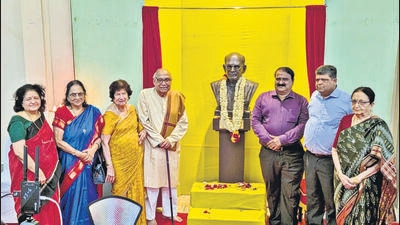 Honouring Dr Bal Bhalerao – the good doctor who straddled the world of medicine and theatre.