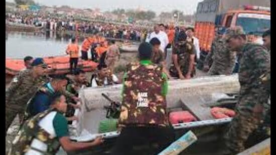 The search has been ongoing since Friday when a boat carrying 38 devotees from Ludhiana capsized near Kesi Ghat (Sourced)