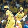<p>ఐపీఎల్​ చరిత్రలో అత్యధిక ట్రోఫీలు గెలిచిన జట్లు సీఎస్కే, ఎంఐ, కేకేఆర్​. చెన్నై సూపర్​ కింగ్స్​, ముంబై ఇండియన్స్​ తలో 5సార్లు కప్​ కొట్టాయి. ఆ తర్వాత కోల్​కతా నైట్​ రైడర్స్​ 3సార్లు ట్రోఫీని దక్కించుకుంది. కానీ ఈ ఐపీఎల్​ 2026లో మాత్రం సీన్​ రివర్స్​ అయ్యింది!</p>