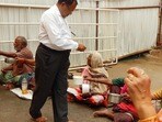అక్షయ తృతీయ 2026: గ్రహ దోషాలతో సతమతమవుతున్నారా? ఈ వస్తువులు దానం చేస్తే అదృష్టం మీ సొంతం!