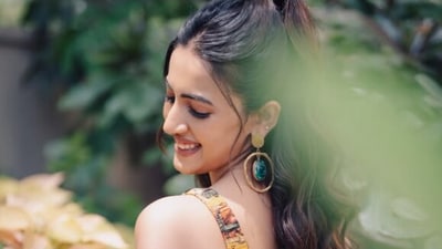 <p>జీ5 కోసం ‘ముద్దపప్పు ఆవకాాయ్’, ‘నాన్న కూచి’, ‘ఒక చిన్న ఫ్యామిలీ స్టోరీ’, ‘హలో వరల్డ్’ లాంటి సిరీస్ లను నిహారిక కొణిదెల నిర్మించింది. </p> (instagram-Niharika Konidela) <p>జీ5 కోసం ‘ముద్దపప్పు ఆవకాాయ్’, ‘నాన్న కూచి’, ‘ఒక చిన్న ఫ్యామిలీ స్టోరీ’, ‘హలో వరల్డ్’ లాంటి సిరీస్ లను నిహారిక కొణిదెల నిర్మించింది. </p> (instagram-Niharika Konidela)
