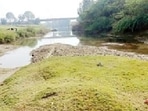 The 11.5-km-long Chhoti River in Fatehpur district . (HT Photo)