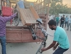 In the evening, enforcement teams intensified the drive in Kajheri Village and Raipur Khurd. (HT Photo)
