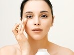 What should a 30-year-old's skincare routine be? What should a 30-year-old's skincare routine be?