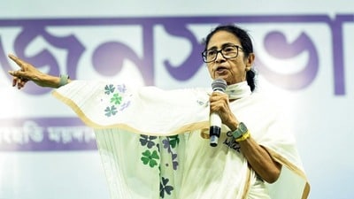 কেন্দ্রের আসন পুনর্বিন্যাস বিলের বিরুদ্ধে সরব হন মমতা বন্দ্যোপাধ্যায়। (HT_PRINT) কেন্দ্রের আসন পুনর্বিন্যাস বিলের বিরুদ্ধে সরব হন মমতা বন্দ্যোপাধ্যায়। (HT_PRINT)