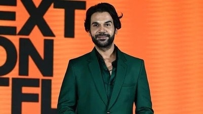 বছরে মাত্র দুটি ছবি করার সিদ্ধান্ত রাজকুমারের! নেপথ্যের কারণ কি সন্তান?