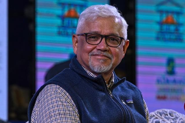 Author Amitav Ghosh (Samir Jana/Hindustan Times) Author Amitav Ghosh (Samir Jana/Hindustan Times)