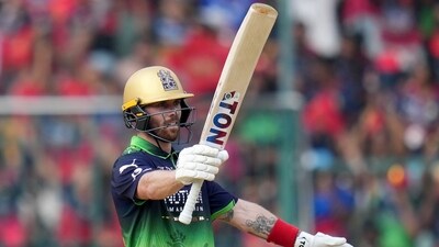 Phil Salt took a while to really get going, but exploded out of the straps by hammering a quick half-century soon after. RCB were going well nearly halfway through the innings. (PTI) Phil Salt took a while to really get going, but exploded out of the straps by hammering a quick half-century soon after. RCB were going well nearly halfway through the innings. (PTI)
