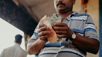 కేంద్ర ప్రభుత్వ ఉద్యోగుల డీఏ పెంపు.. కేంద్ర ప్రభుత్వ ఉద్యోగుల డీఏ పెంపు..