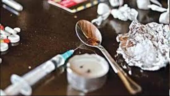 SAD councillor has alleged that drug peddling has been continuing unabated in the Tajpur Road area. (HT FILE)