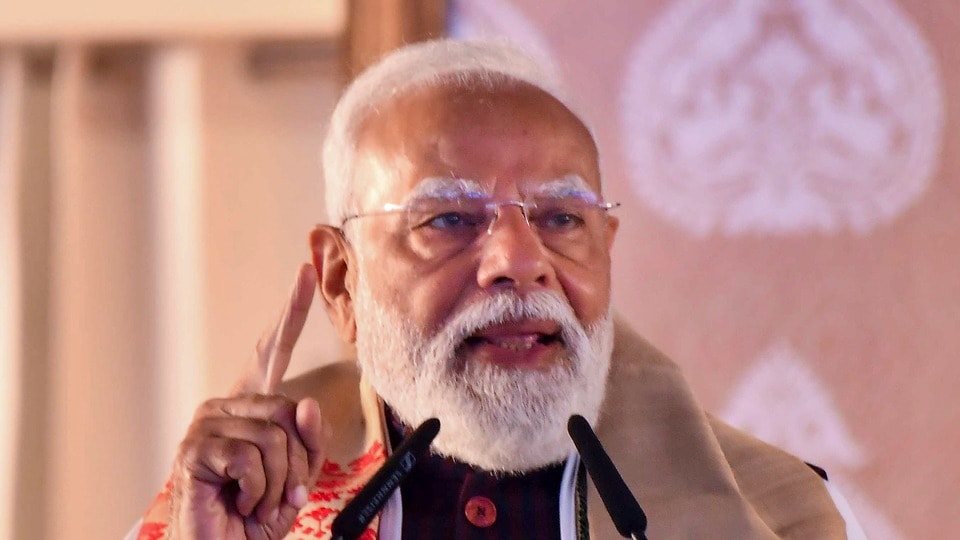 মহিলা সংরক্ষণ বিল নিয়ে বিরোধীদের হুঁশিয়ারি PM মোদীর (PTI)