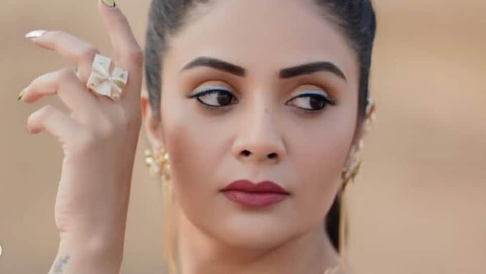 <p>స్టార్ మాలో వస్తున్న ‘మ్యాడ్ ఫర్ ఈచ్ అదర్’ కపుల్ రియాలిటీ గేమ్ షో ఎపిసోడ్ కోసం శ్రీముఖి ఇలా రెడీ అయింది. </p>(instagram-Sreemukhi)