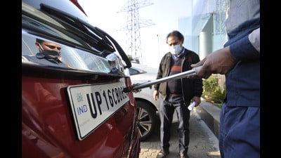 The BH series number plate follows a specific format, consisting of the last two digits of the year of registration, followed by ‘BH’, a four-digit number, and an alphabet from A to Z. (HT) The BH series number plate follows a specific format, consisting of the last two digits of the year of registration, followed by ‘BH’, a four-digit number, and an alphabet from A to Z. (HT)