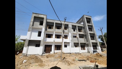 The Integrated Public Health Laboratory at Shaheed Bhai Mani Singh Civil Hospital in Bathinda is expected to be ready by May-end. (Sanjeev Kumar/HT) The Integrated Public Health Laboratory at Shaheed Bhai Mani Singh Civil Hospital in Bathinda is expected to be ready by May-end. (Sanjeev Kumar/HT)
