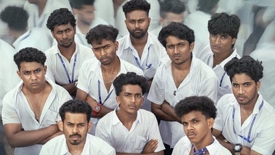 ఎలాంటి అగ్ర హీరోలు లేరు- 16 రోజుల్లో 100 కోట్ల కలెక్షన్స్- సూపర్ స్టార్ మూవీ రికార్డ్ కనుమరుగు! ఎలాంటి అగ్ర హీరోలు లేరు- 16 రోజుల్లో 100 కోట్ల కలెక్షన్స్- సూపర్ స్టార్ మూవీ రికార్డ్ కనుమరుగు!