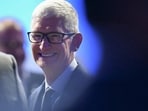 Tim Cook will transition to Executive Chairman.
