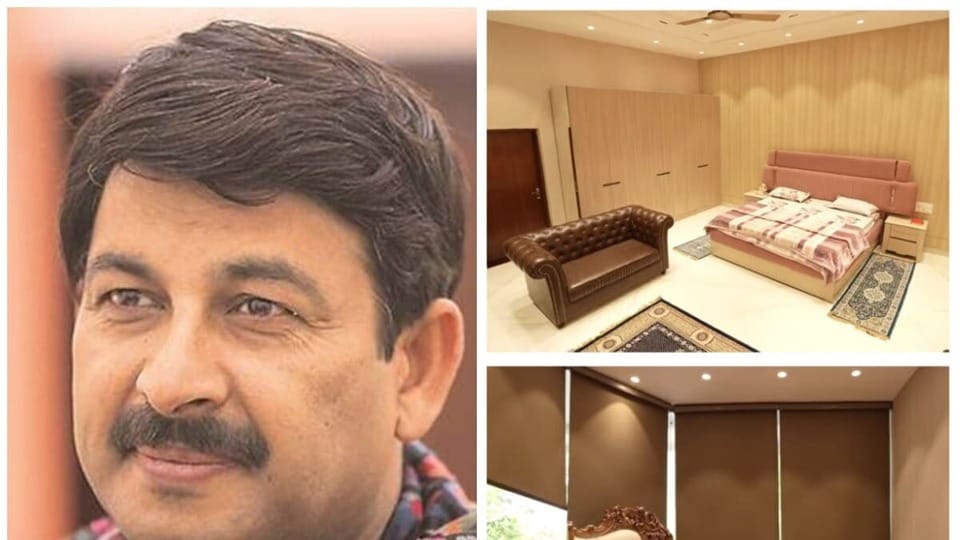 ফারহা খান মনোজ তিওয়ারির বাড়িতে গিয়েছিলেন এবং তাঁর চ্যানেলের মাধ্যমে মনোজ তিওয়ারির দিল্লির বাড়ির ভিতরে একটি ঝলক পাওয়া গিয়েছে। মজার ব্যাপার হল, ভারতের বিভিন্ন অঞ্চলের নামানুসারে নিজের বাড়ির নামকরণ করেছেন মনোজ।(instagram)