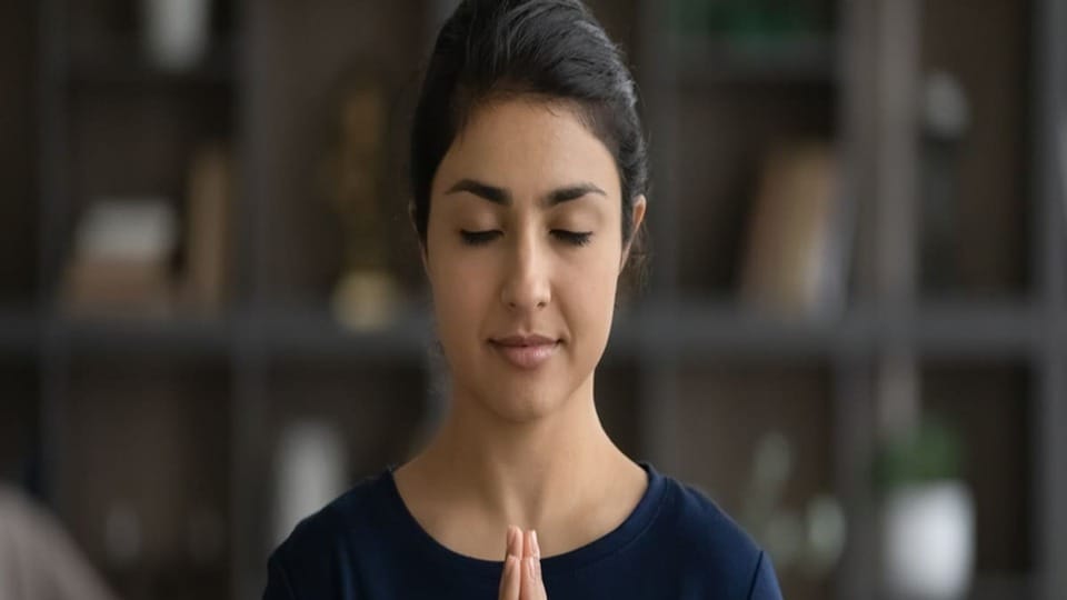 স্বাস্থ্য ও রুটিন- শুক্রের প্রভাবের কারণে তাদের স্বাস্থ্য সাধারণত ভালো থাকে, তবে বিলাসবহুল খাওয়া ও বিশ্রামের অভ্যাসের কারণে ওজন বৃদ্ধি বা ছোটখাটো হজমের সমস্যা দেখা দিতে পারে। এই লোকদের নিয়মিত ব্যায়াম এবং সুষম ডায়েট প্রয়োজন। তারা মানসিকভাবে সংবেদনশীল, তাই স্ট্রেস এড়াতে ধ্যান বা সংগীত অবলম্বন করা ভাল।