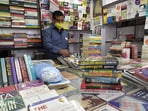 A stall at New Delhi Railway Station selling Hindi pulp fiction titles, among other books. (Arvind Yadav/HT PHOTO)