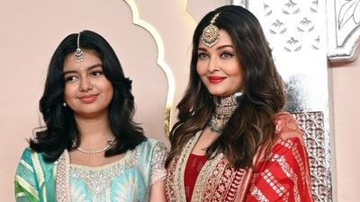 ঐশ্বর্য ও আরাধ্যা। ঐশ্বর্য ও আরাধ্যা।