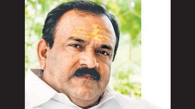 60 credit society accounts controlled by Ashok Kharat under ED lens 60 credit society accounts controlled by Ashok Kharat under ED lens